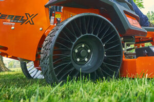 Pneumatici posteriori Michelin® Tweel